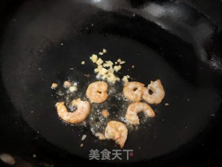 鸡蛋虾仁炒韭菜的做法步骤：6