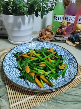 胡萝卜炒韭菜的做法步骤：7