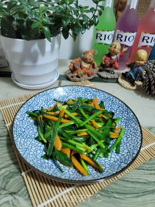 胡萝卜炒韭菜的做法步骤：8