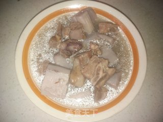 莲藕排骨汤的做法步骤：5