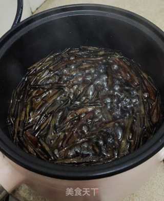 一碗充满爱的生日面的做法步骤：1