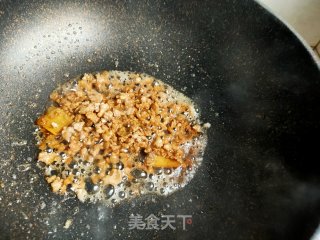 洋葱香菇炒肉末的做法步骤：11
