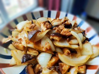 洋葱香菇炒肉末的做法步骤：19