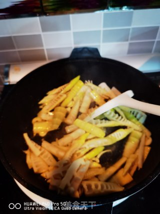 油焖笋的做法步骤：9