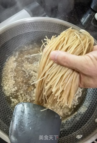 春韭炒红薯粉条的做法步骤：12