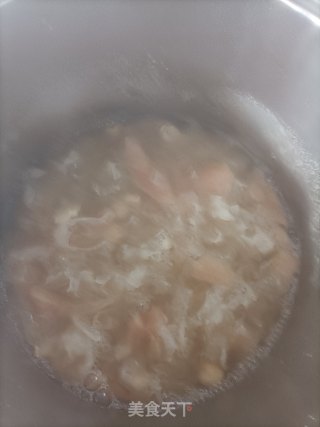 银耳雪梨莲子羹的做法步骤：5