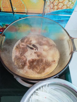 肥肠米粉的做法步骤：10