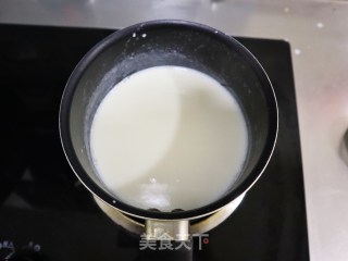 草莓牛奶布丁❗️饭后自制小甜品的做法步骤：4