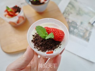 草莓牛奶布丁❗️饭后自制小甜品的做法步骤：7