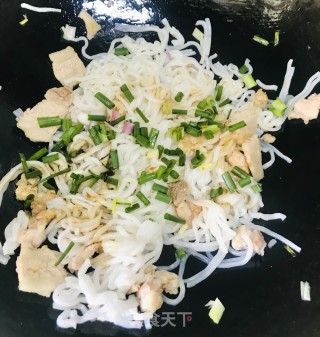 肉片炒粉的做法步骤：4