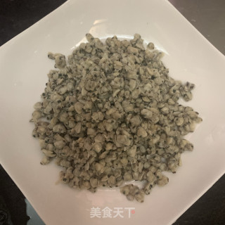 黄豆酱炒红肉米的做法步骤：1