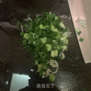 黄豆酱炒红肉米的做法步骤：3