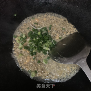 黄豆酱炒红肉米的做法步骤：7