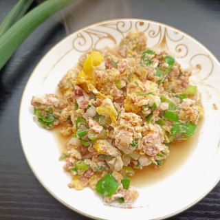 春葱鸡蛋炒蜢子虾酱的做法步骤：14