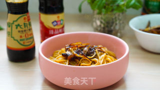 葱油面的做法步骤：11