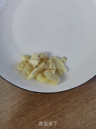 蒜炒紫背菜的做法步骤：2