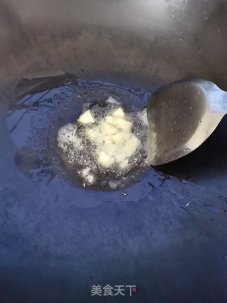 蒜炒紫背菜的做法步骤：3