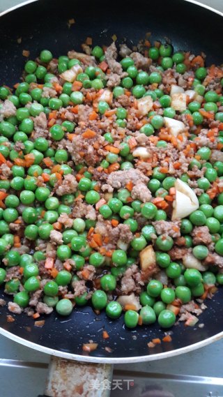 肉末炒甜豆粒的做法步骤：7