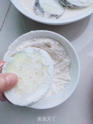 椒盐茄盒的做法步骤：10