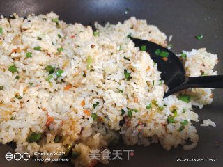 豆角葱香炒饭的做法步骤：7