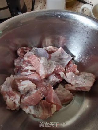 焖牛腩的做法步骤：2