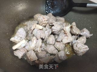 芹菜烧牛腩的做法步骤：4