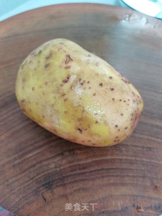 西红柿焖土豆的做法步骤：2