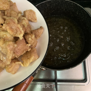 菠萝咕噜肉的做法步骤：8