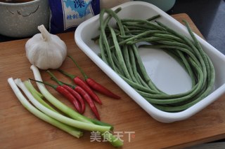 凉拌辣豇豆的做法步骤：1