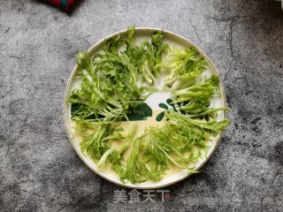 荷兰豆圣女果蓝莓鸡蛋沙拉的做法步骤：4