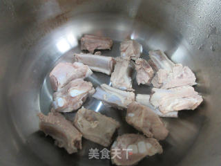 家常炖排骨的做法步骤：4