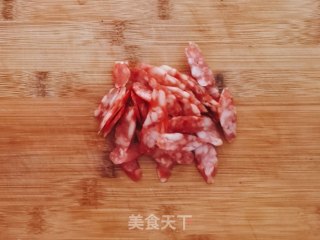 萝卜蒸腊肠的做法步骤：2