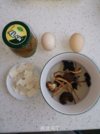 醋椒豆腐的做法步骤：1
