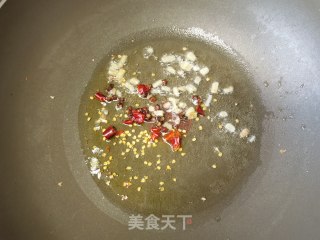 胡萝卜青椒炒香菇的做法步骤：7