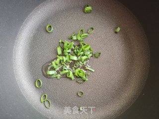 荠菜面汤的做法步骤：4