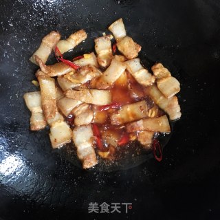 芦笋炒肉的做法步骤：3