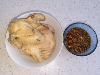 白斩鸡的做法步骤：4