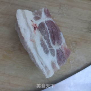 五花肉焖笋干的做法步骤：3