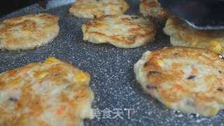 海参土豆饼的做法步骤：3