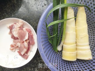 油焖笋的做法步骤：2