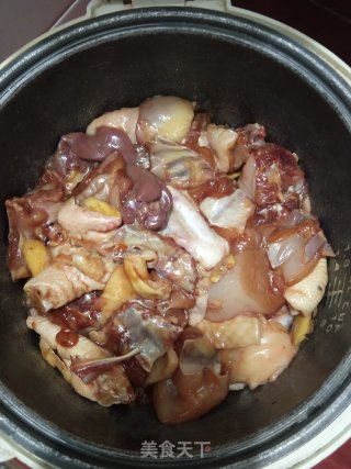 电饭煲包围了鸡????的做法步骤：3