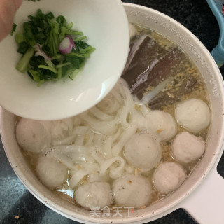 猪杂鸭血汤粉的做法步骤：11