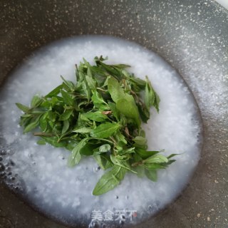 枸杞头粳米粥的做法步骤：7