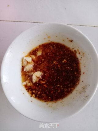 凉拌折耳根的做法步骤：3