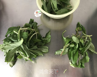 凉拌马兰头的做法步骤：2