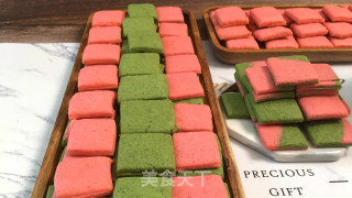 牛奶蛋黄小饼干，零失败高颜值，追剧小零食，一口一个，制作简单。的做法步骤：14