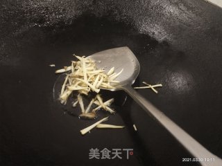 鸭肉炒芹菜的做法步骤：6