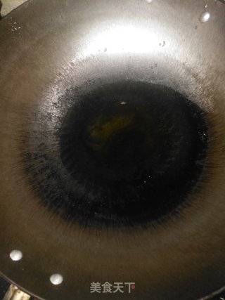 香椿炒鸡蛋的做法步骤：5