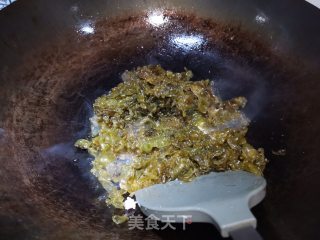 地皮菌肉末汤的做法步骤：2