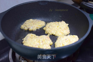 酸白菜肉末饼的做法步骤：4